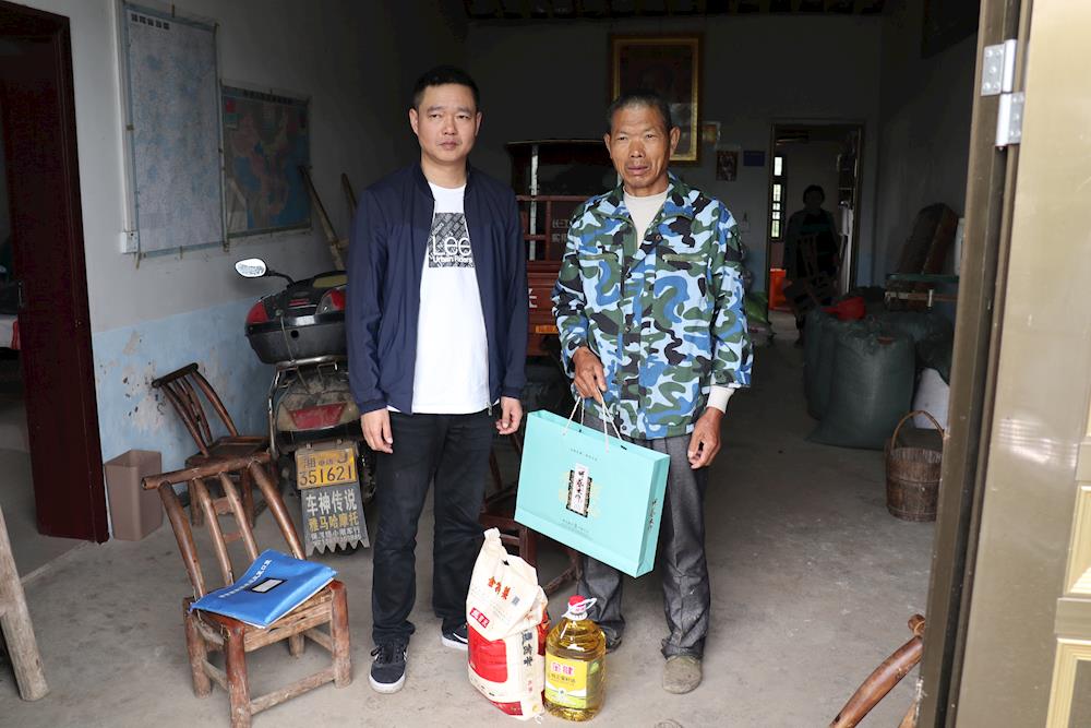 36d755fd627145feb599d8ec9f808b98.jpg 36d755fd627145feb599d8ec9f808b98.jpg