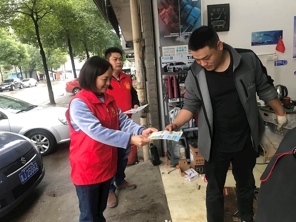 2b0116639799456cae04830a66b4df80.jpg 2b0116639799456cae04830a66b4df80.jpg