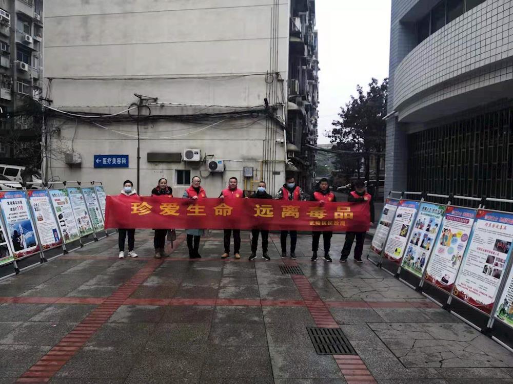 c7a4dff56dc24b5d9968c995ac26d23b.jpg c7a4dff56dc24b5d9968c995ac26d23b.jpg