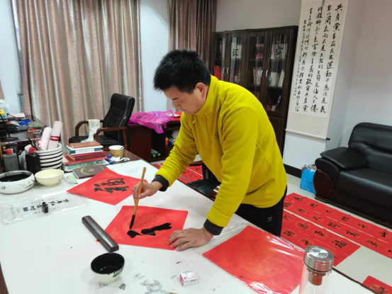 833be172cd95418889e6f332748d94df.png 833be172cd95418889e6f332748d94df.png