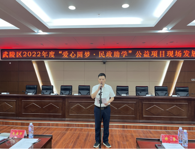 79f2fd1bd3f541358d4682e6444c9071.png 79f2fd1bd3f541358d4682e6444c9071.png