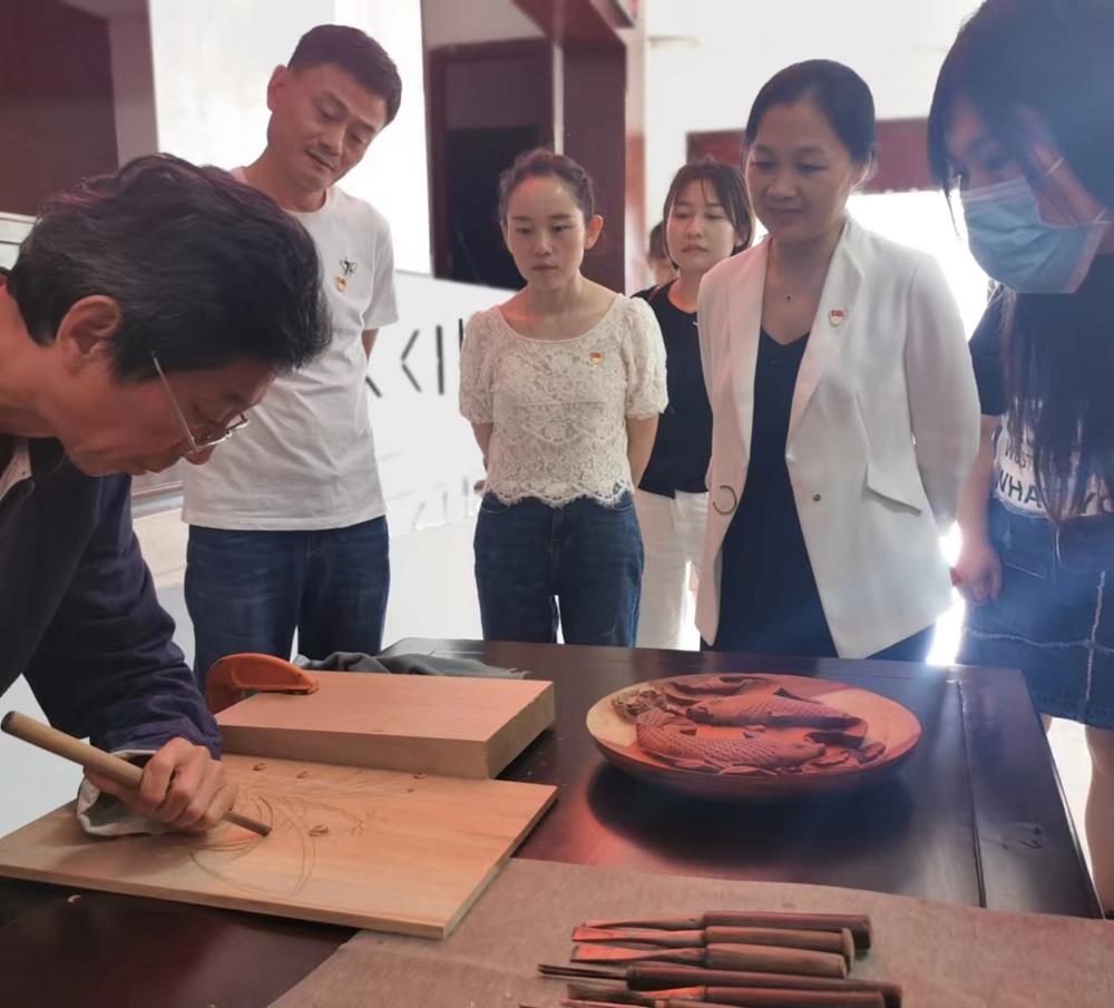 eb8ac50210894c3fb64557fc05ce5a1c.jpg eb8ac50210894c3fb64557fc05ce5a1c.jpg